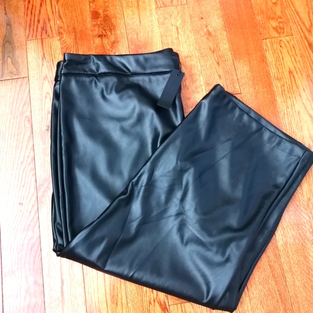 Maison Cinqcent 3X faux leather